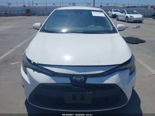 Toyota Corolla Hybrid Le 2022 JTDEAMDE4N3006731 Image 12