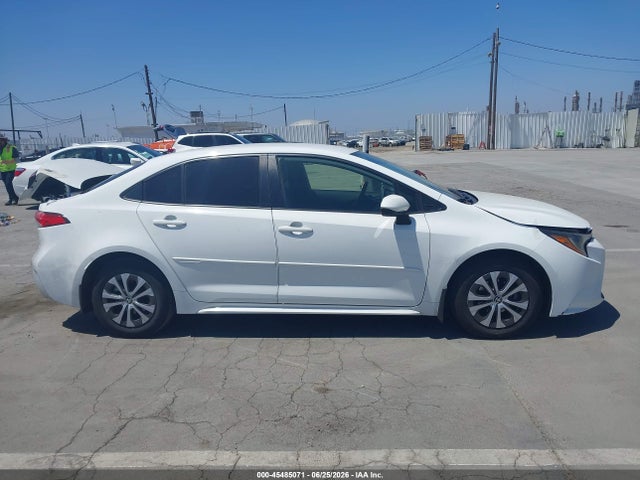 Toyota Corolla Hybrid Le 2022 JTDEAMDE4N3006731 Image 13