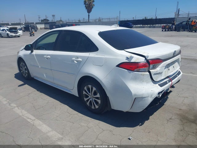 Toyota Corolla Hybrid Le 2022 JTDEAMDE4N3006731 Image 3