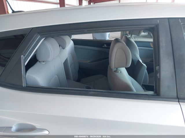 Hyundai TUCSON SE 2017 KM8J23A49HU569852 Image 17