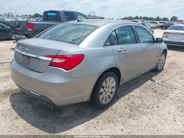 2014 Chrysler 200 Lx მანქანა იყიდება აუქციონზე, vin: 1C3CCBAB6EN142321, აუქციონის ნომერი: 45485100