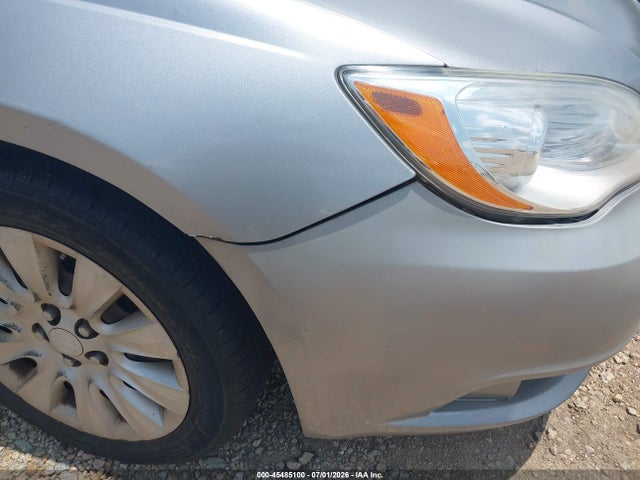 2014 Chrysler 200 Lx მანქანა იყიდება აუქციონზე, vin: 1C3CCBAB6EN142321, აუქციონის ნომერი: 45485100