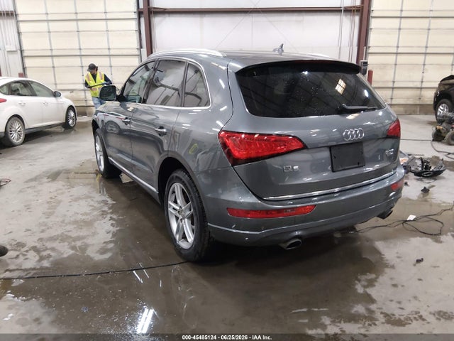 Audi Q5 2.0t Premium 2016 WA1L2AFP0GA093151 Image 3
