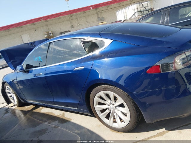 45485289 :رقم المزاد ، 5YJSA1E18HF228421 vin ، 2017 Tesla Model S 60/75 مزاد بيع