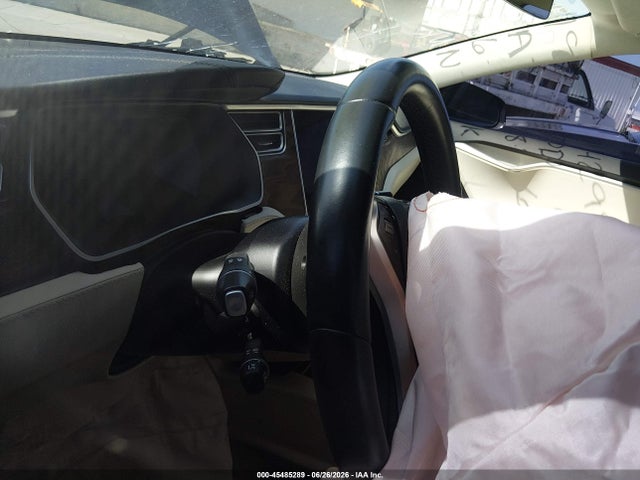 45485289 :رقم المزاد ، 5YJSA1E18HF228421 vin ، 2017 Tesla Model S 60/75 مزاد بيع