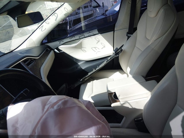 45485289 :رقم المزاد ، 5YJSA1E18HF228421 vin ، 2017 Tesla Model S 60/75 مزاد بيع