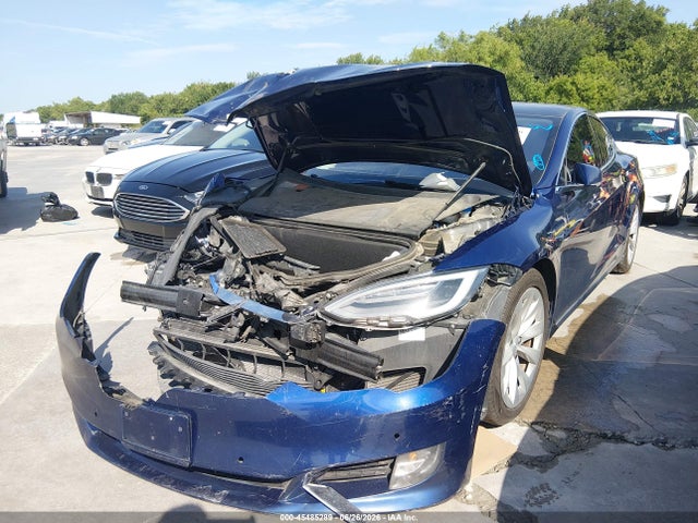45485289 :رقم المزاد ، 5YJSA1E18HF228421 vin ، 2017 Tesla Model S 60/75 مزاد بيع