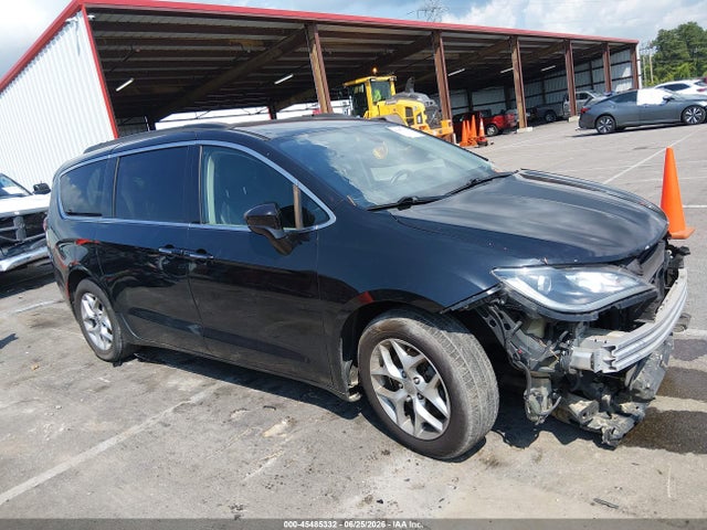 Auction sale of the 2017 Chrysler Pacifica Touring-l, vin: 2C4RC1BG6HR541845, lot number: 45485332