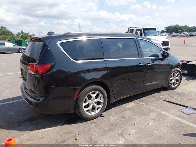 Продаж на аукціоні авто 2017 Chrysler Pacifica Touring-l, vin: 2C4RC1BG6HR541845, номер лоту: 45485332