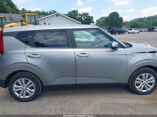 KIA SOUL LX 2022 KNDJ23AU2N7822010 Image 14