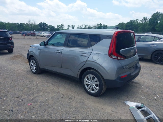 KIA SOUL LX 2022 KNDJ23AU2N7822010 Image 3
