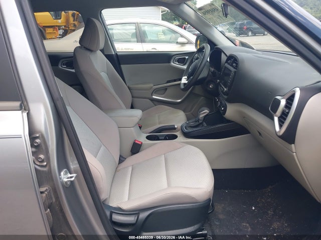 KIA SOUL LX 2022 KNDJ23AU2N7822010 Image 5