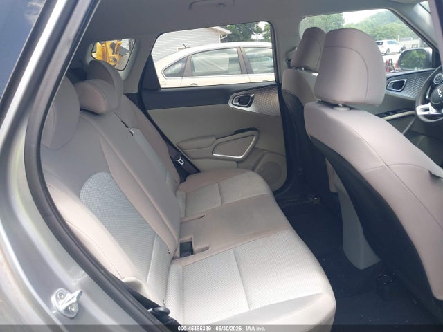KIA SOUL LX 2022 KNDJ23AU2N7822010 Image 8