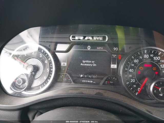 2020 Ram 1500 Big Horn  4x2 5'7 Box მანქანა იყიდება აუქციონზე, vin: 1C6RREFT1LN112543, აუქციონის ნომერი: 45485355