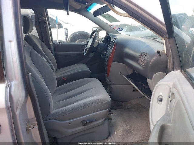 2005 Chrysler Town & Country მანქანა იყიდება აუქციონზე, vin: 1C4GP45R05B235373, აუქციონის ნომერი: 45485358