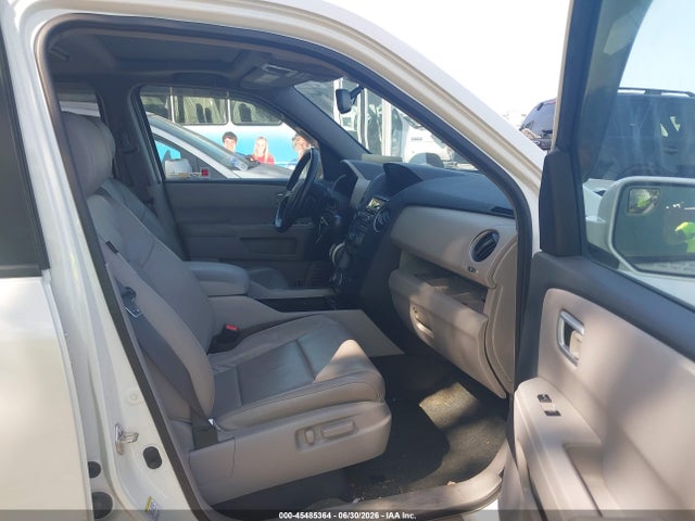 5FNYF4H93FB005179 Honda Pilot Touring