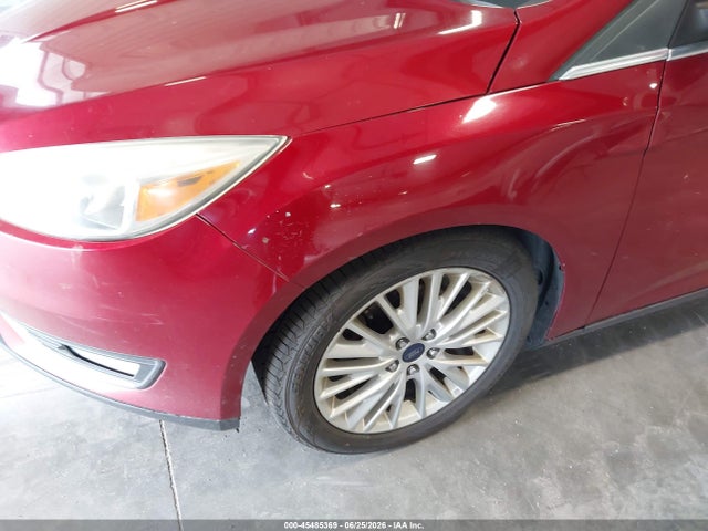 Ford Focus Titanium 2016 1FADP3N27GL339636 Image 17