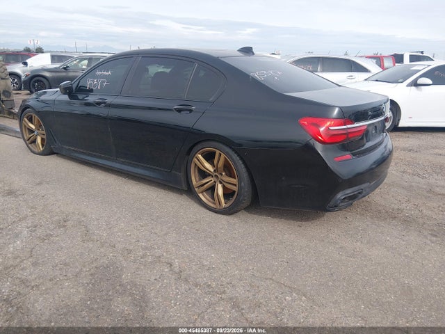 45485387 :رقم المزاد ، WBA7F0C32HGM21544 vin ، 2017 Bmw 750i مزاد بيع