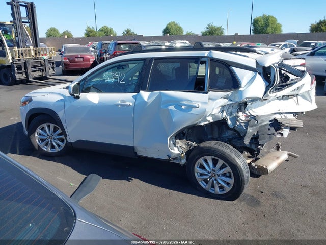 7MUBAABG5PV058821 Toyota Corolla Cross Le