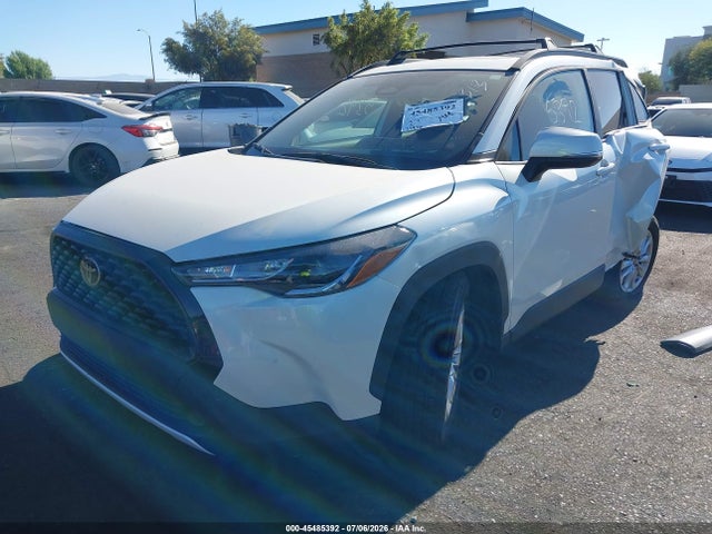 7MUBAABG5PV058821 Toyota Corolla Cross Le