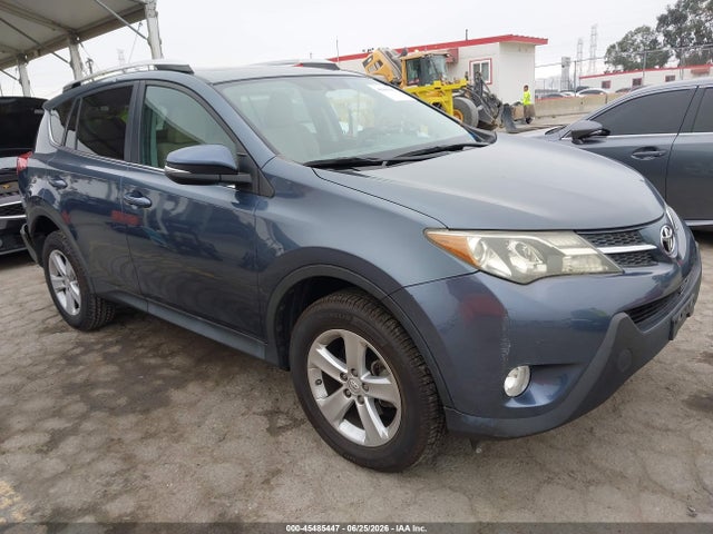 Toyota Rav4 Xle 2014 2T3WFREV5EW079749 Image 1