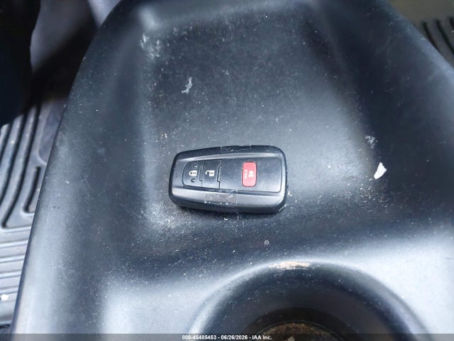 Toyota Prius Two 2017 JTDKBRFU6H3027828 Image 11