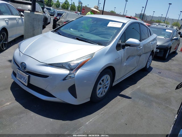 Toyota Prius Two 2017 JTDKBRFU6H3027828 Image 2