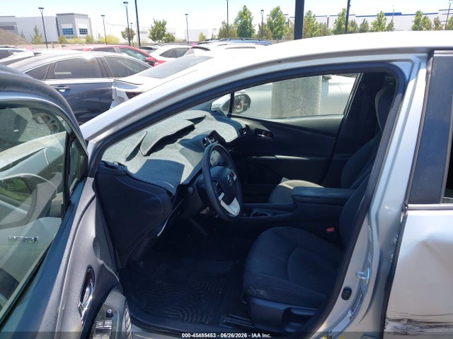 Toyota Prius Two 2017 JTDKBRFU6H3027828 Image 5