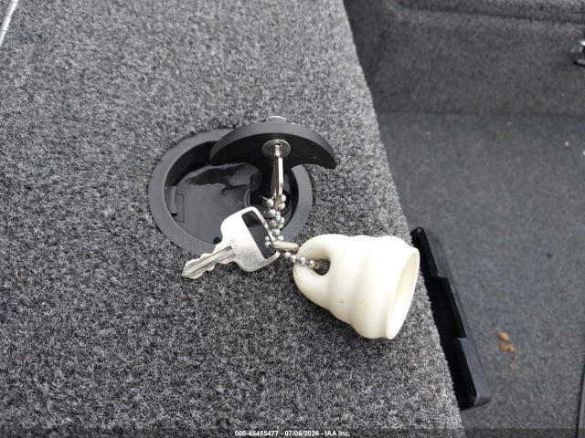Crestliner 17' 2025 CRC10744D525 Image 14