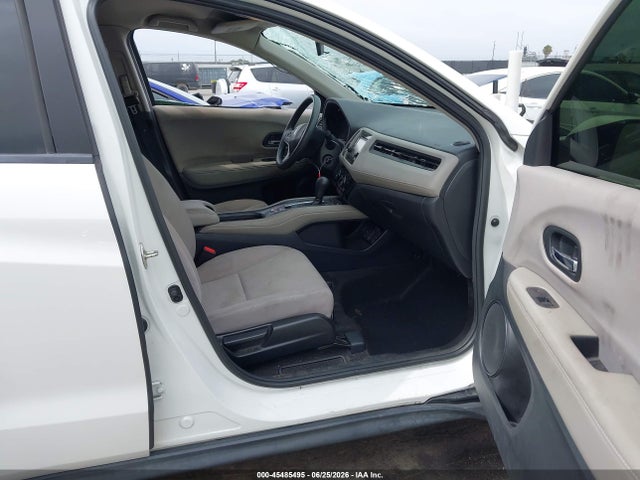 Honda HR-V LX 2018 3CZRU5H33JM720585 Image 5