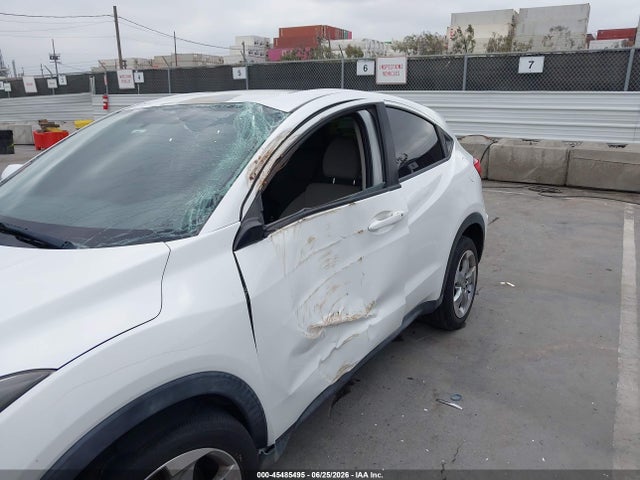 Honda HR-V LX 2018 3CZRU5H33JM720585 Image 6
