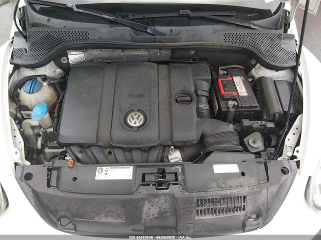 2013 Volkswagen Beetle 2.5l მანქანა იყიდება აუქციონზე, vin: 3VWJX7AT6DM683775, აუქციონის ნომერი: 45485546