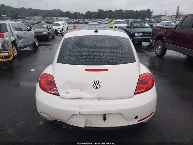 2013 Volkswagen Beetle 2.5l მანქანა იყიდება აუქციონზე, vin: 3VWJX7AT6DM683775, აუქციონის ნომერი: 45485546