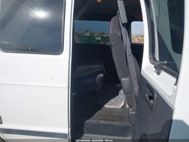 Продаж на аукціоні авто 2002 Dodge Ram Wagon 1500, vin: 2B4HB15Y42K104152, номер лоту: 45485629
