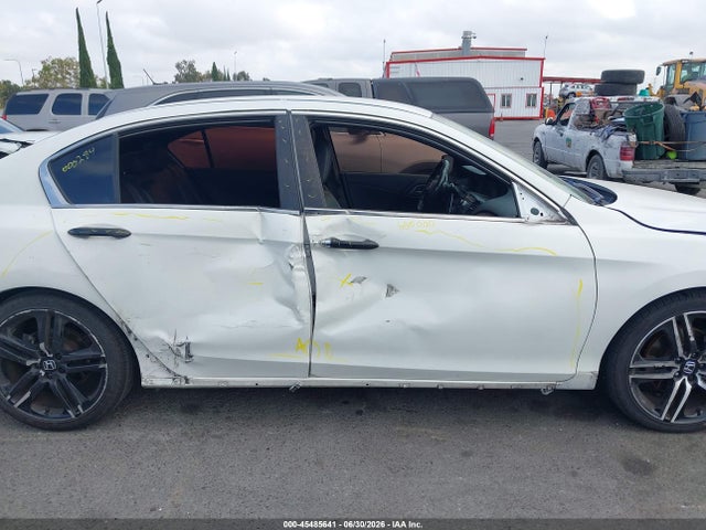 1HGCR2F17HA213906 Honda Accord Sport Se