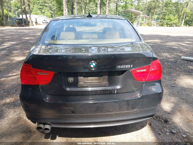 45485690 :رقم المزاد ، WBAPH7G5XBNM56396 vin ، 2011 Bmw 328i مزاد بيع