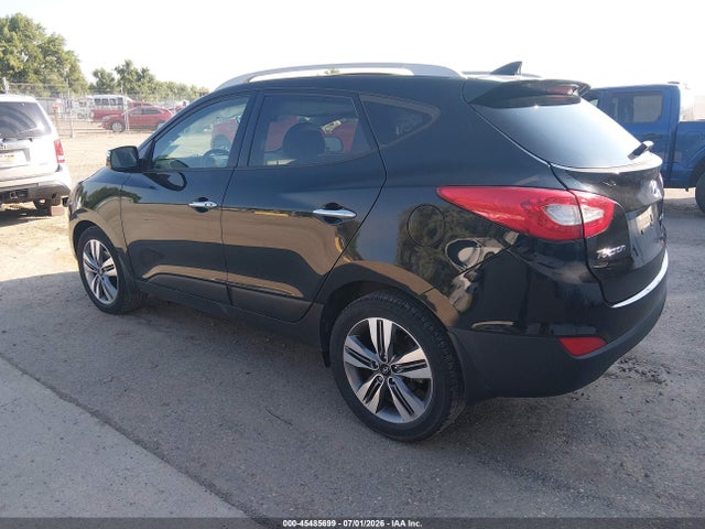 KM8JUCAG9FU068610 Hyundai Tucson Limited