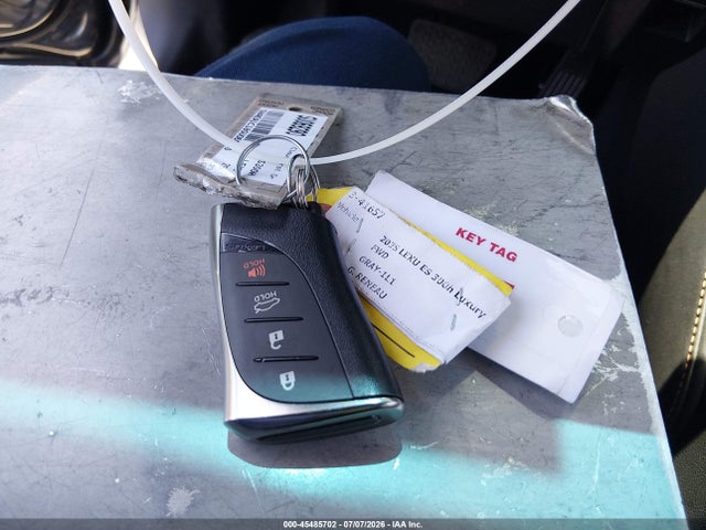Продажа на аукционе авто 2025 Lexus Es 300h Luxury, vin: 58AEA1C18SU069290, номер лота: 45485702