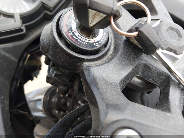 Kawasaki EX400 2022 JKAEXKG19NDAE3756 Image 11