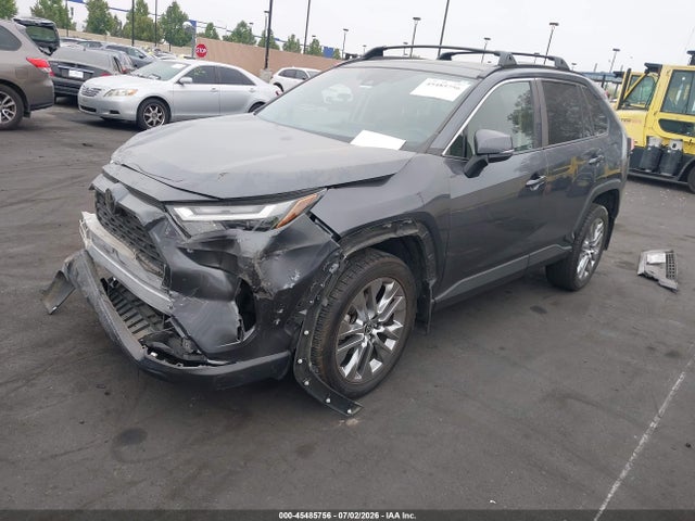 Toyota Rav4 Xle Premium 2023 JTMC1RFV0PD102791 Image 2