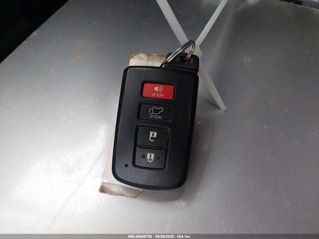 45485758 :رقم المزاد ، JTMRFREV5JJ721781 vin ، 2018 Toyota Rav4 Xle مزاد بيع
