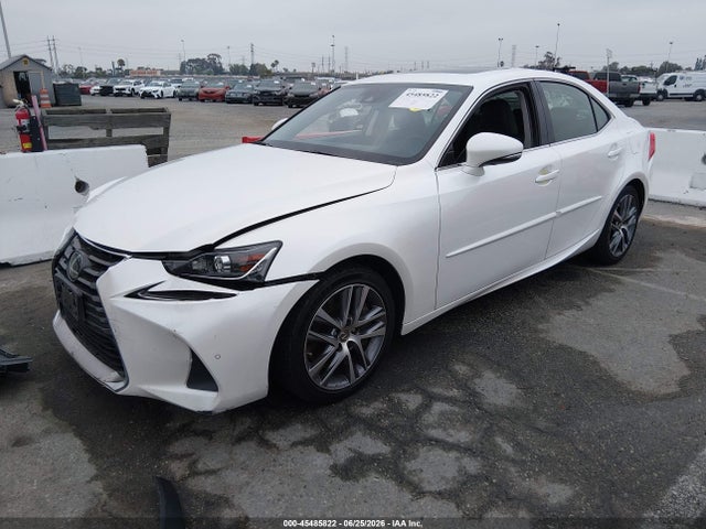 Lexus IS 300 2020 JTHDA1D2XL5108583 Image 2