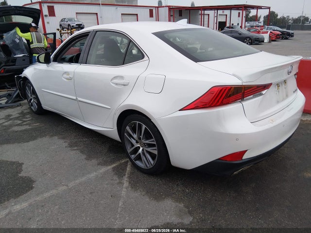 Lexus IS 300 2020 JTHDA1D2XL5108583 Image 3