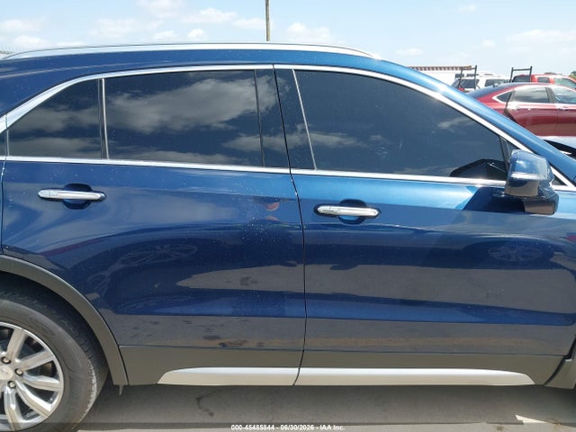 2020 Cadillac Xt4 Fwd Premium Luxury მანქანა იყიდება აუქციონზე, vin: 1GYFZCR4XLF111092, აუქციონის ნომერი: 45485844