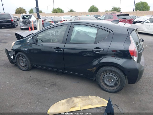Toyota Prius C Two 2016 JTDKDTB31G1121761 Image 15