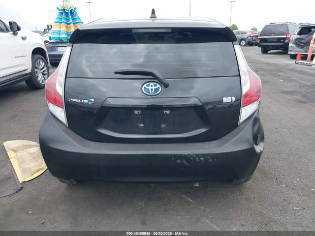 Toyota Prius C Two 2016 JTDKDTB31G1121761 Image 17