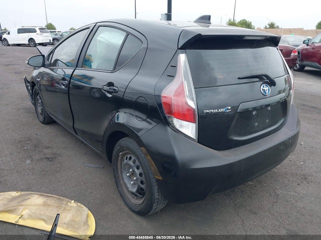 Toyota Prius C Two 2016 JTDKDTB31G1121761 Image 3