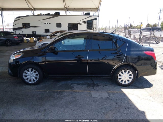 3N1CN7AP8JL803200 Nissan Versa 1.6 S