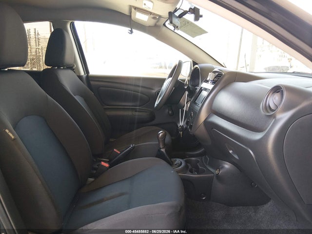 3N1CN7AP8JL803200 Nissan Versa 1.6 S