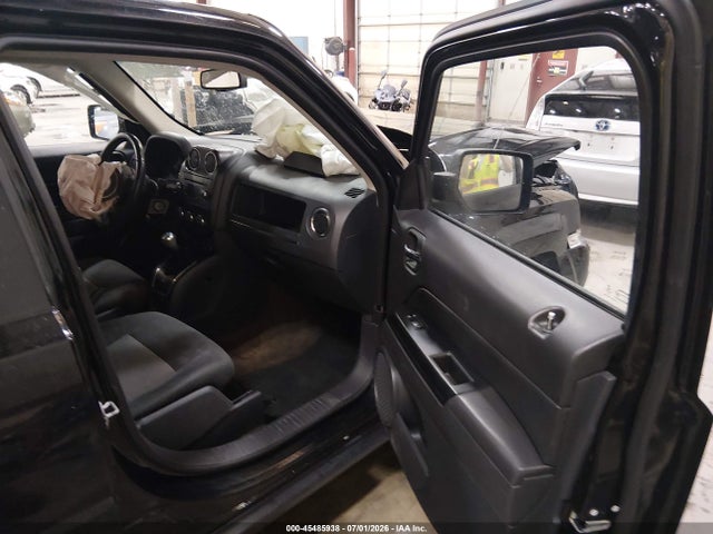 1C4NJRFB9HD175321 Jeep Patriot Latitude